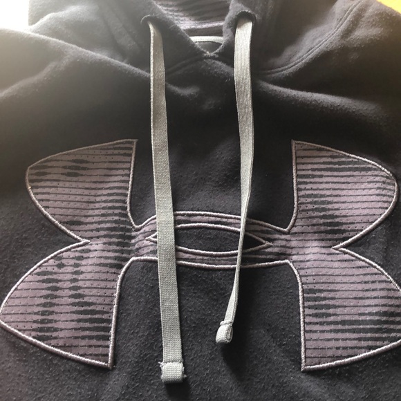 Men’s large Under Armour hooded sweatshirt - Picture 6 of 9